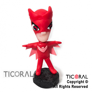 ADORNO HEROES EN PIJAMA OWLETTE (ROJO) A. PORCELANA FRIA x 1
